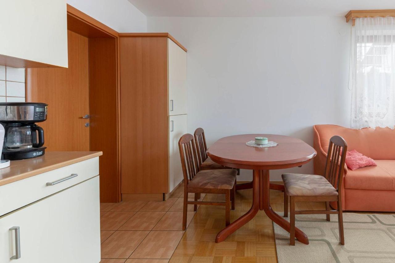 Apartma Ana Preserje  Kültér fotó
