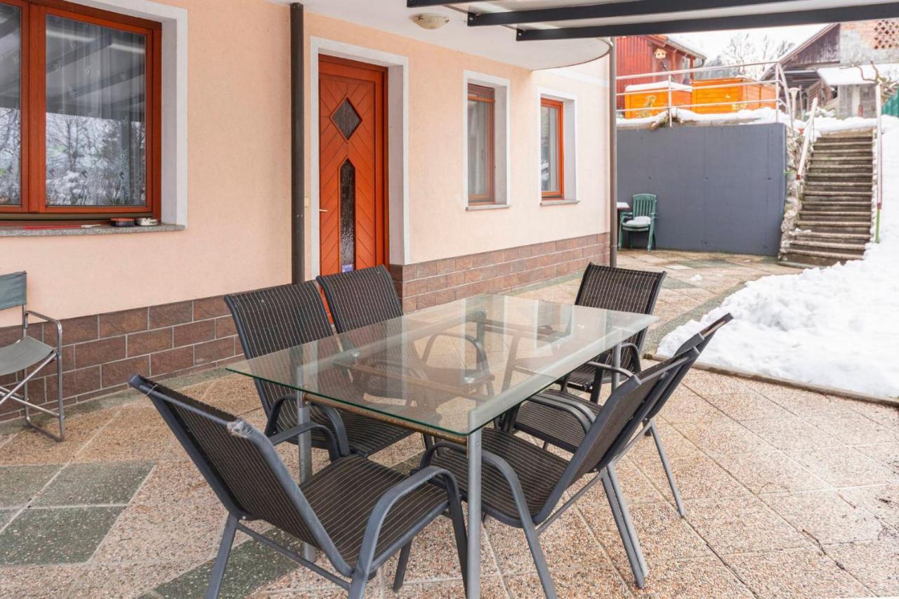 Apartma Ana Preserje  Kültér fotó