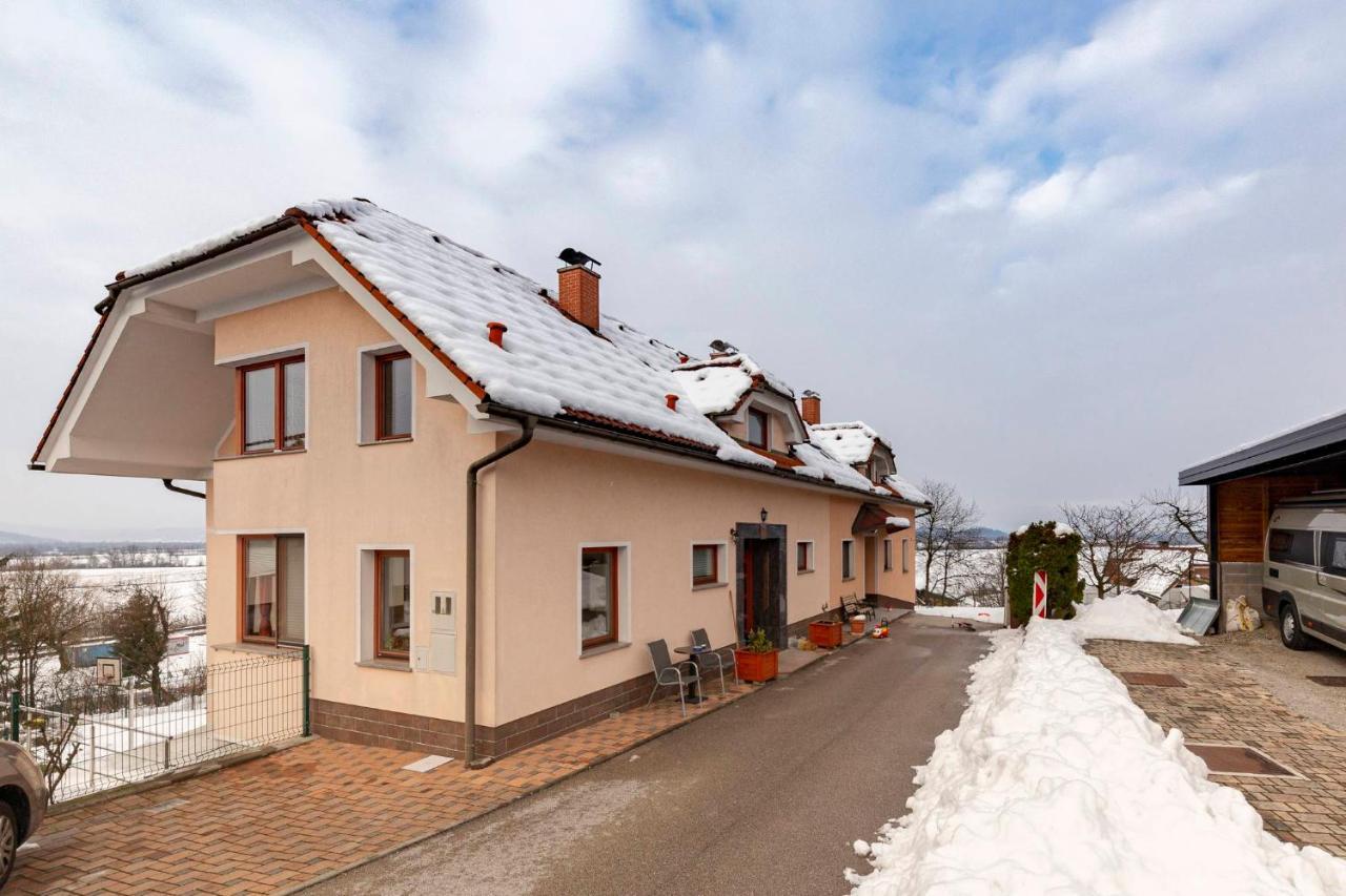 Apartma Ana Preserje  Kültér fotó